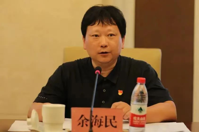 崇外商會聯(lián)合黨委書記、商會會長丁一參加崇外街道黨建協(xié)調(diào)委員會全體會議并代表成員單位進(jìn)行發(fā)言